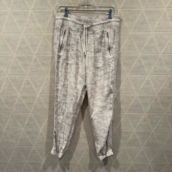 Athleta | Linen Cabo Tide Cream Camouflage Zip Pocket High Waist Joggers Pants 8 - Picture 2 of 7